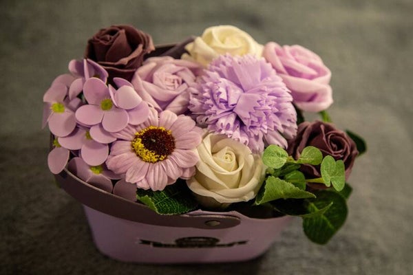Klein Zeepbloem Boeket - Mandje - Lavendel