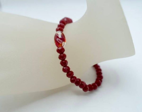 ARro012225: Warm rood, elastisch armbandje