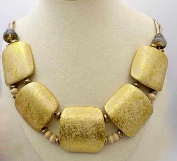 KKgo034426: Mat goudkleurige statement ketting, plaatje!