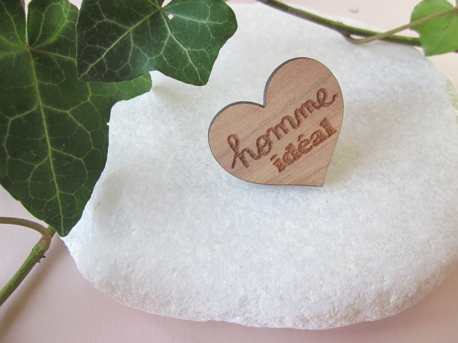 Pins en bois - "Homme idéal"