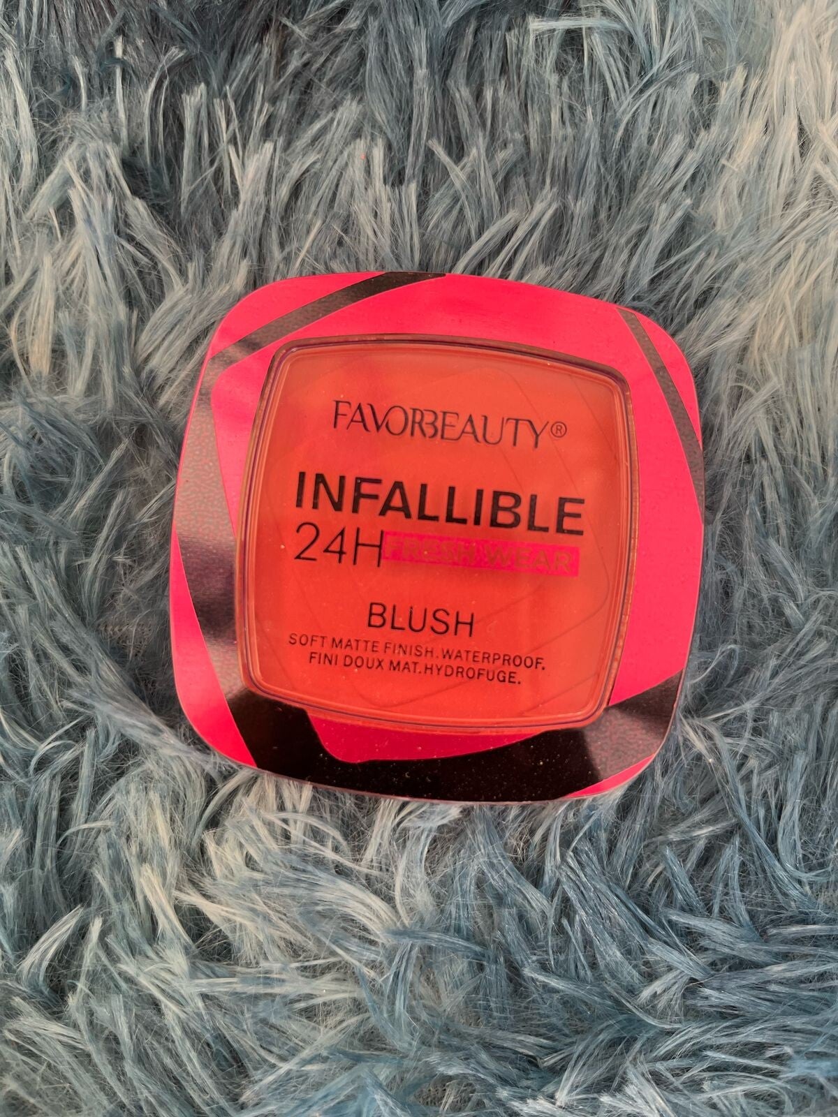 Blush Infalible Favor Beauty