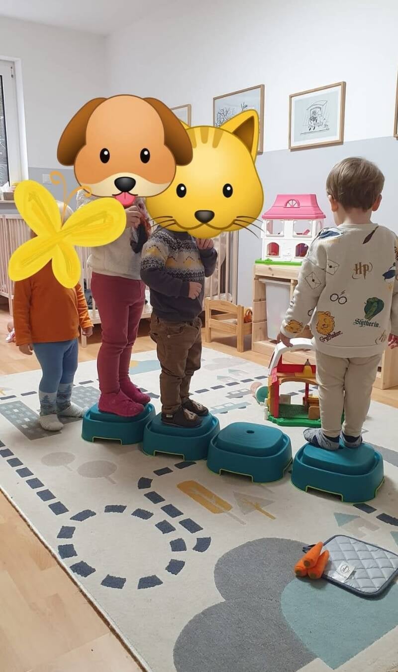 Kinder Spielen 