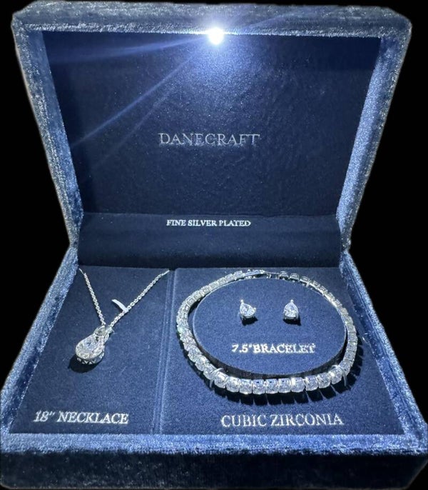 Set Cadena- Pulsera. Arete Plata Danecraft