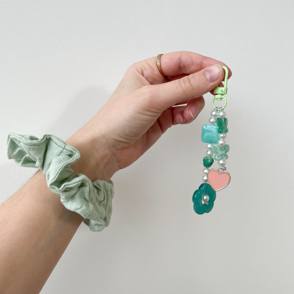 Charms sac vert d'eau