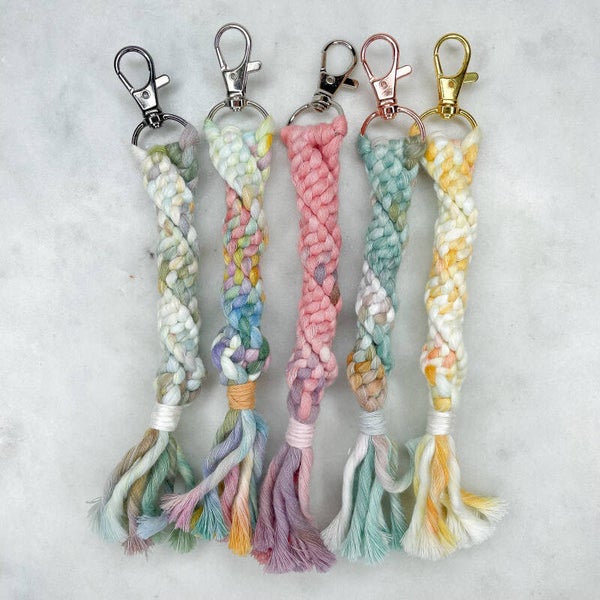 Porte-clefs torsadés multicolores