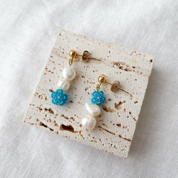 Puces d'oreilles Perles d'Eau Douce & Fleurs