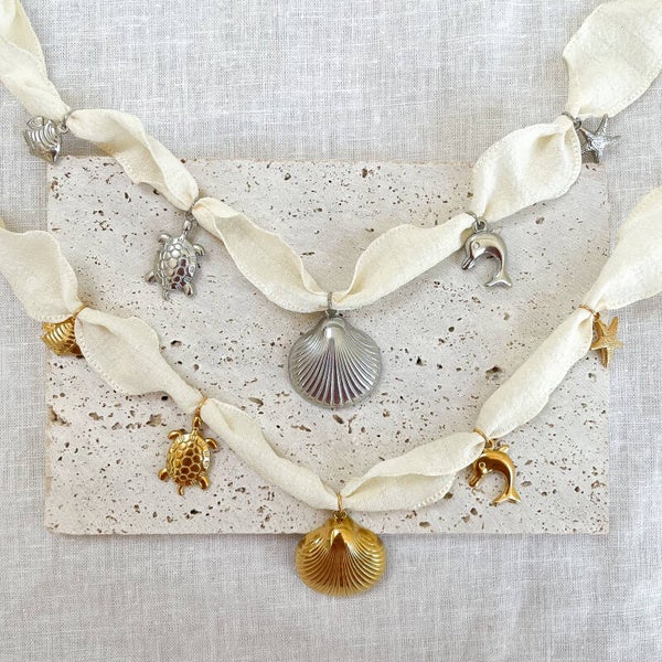 Collier charms tissus