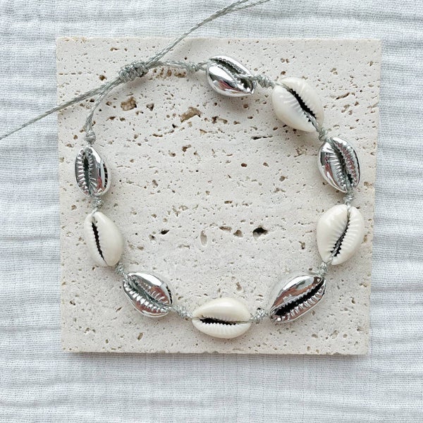 Bracelet de cheville coquillages argentés