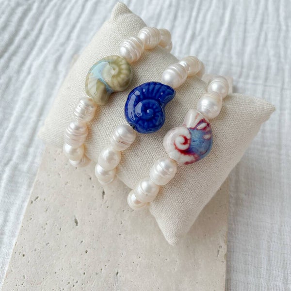 Bracelet coquillage et perles d'eau douce