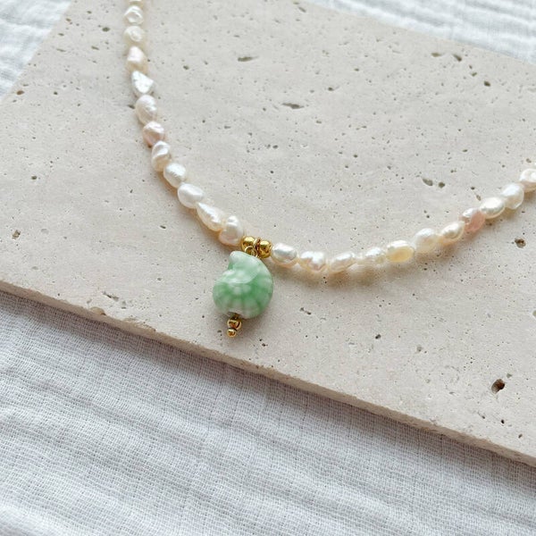 Collier perle d’eau douce coquillage