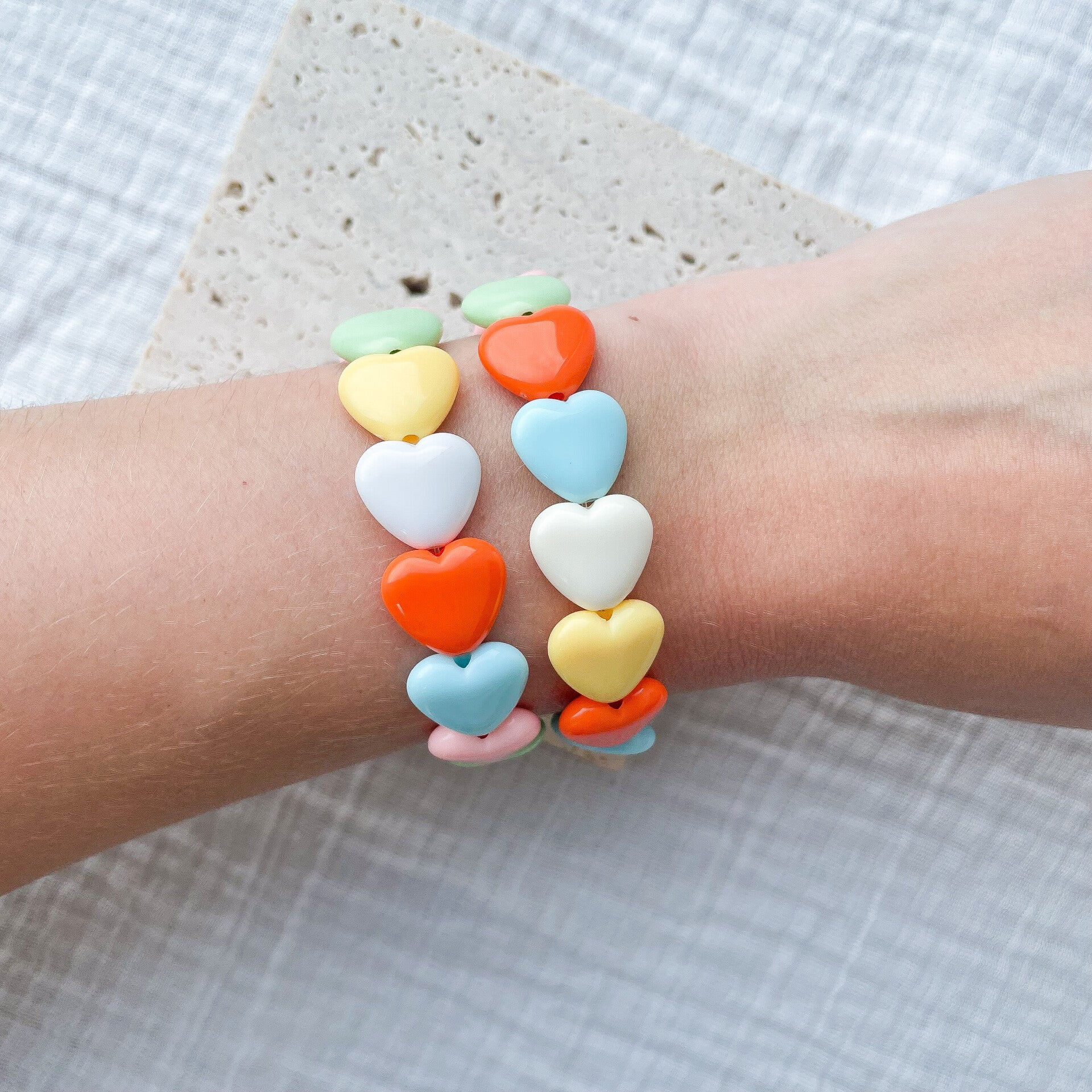 Bracelets multicolores coeur