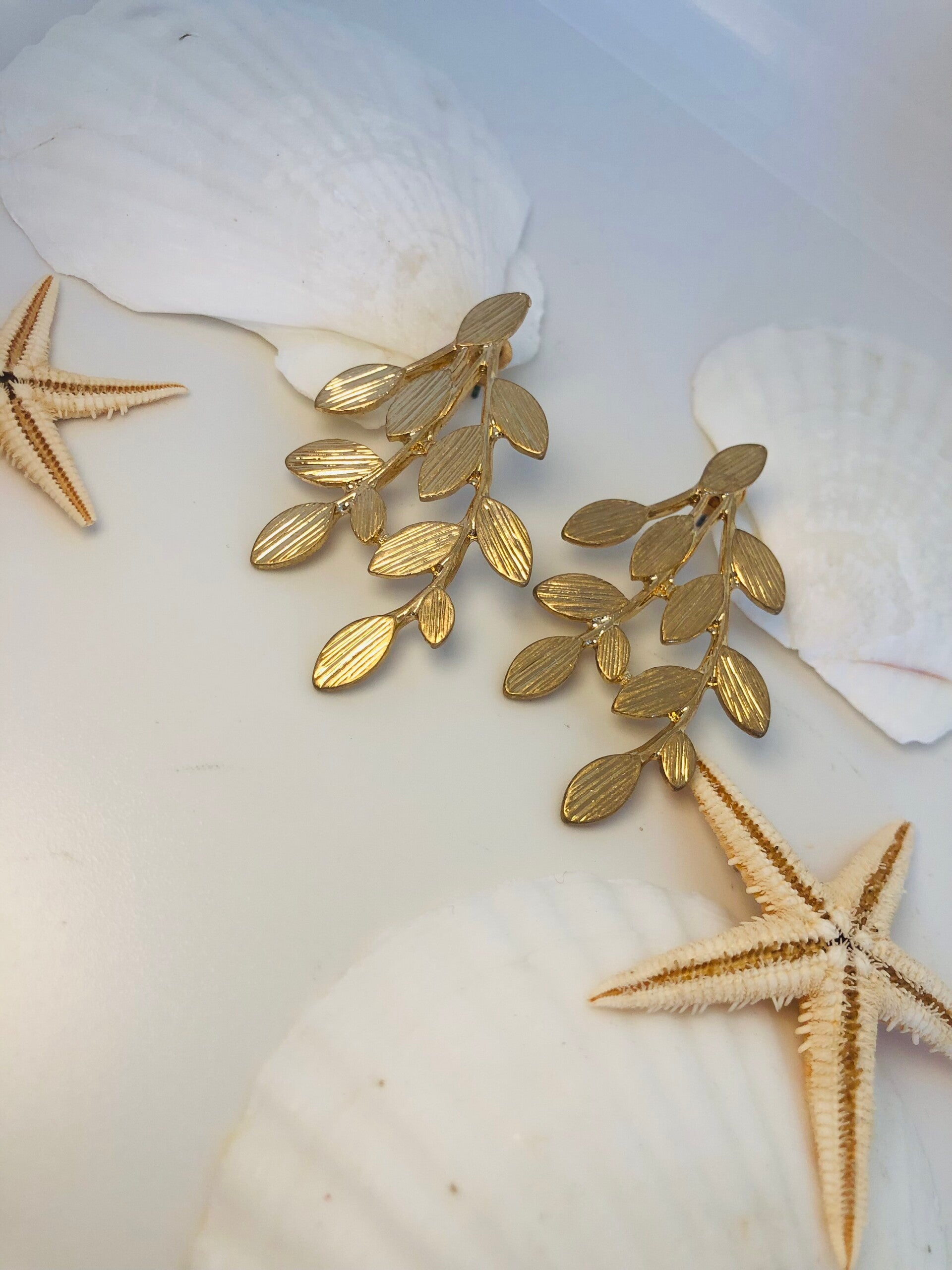 Golden plant