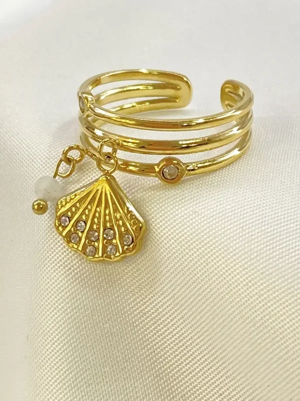 Bague Breloque Coquillage et Perles ( divers colories )