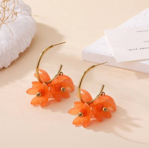 Boucles d'oreilles créoles avec fleurs