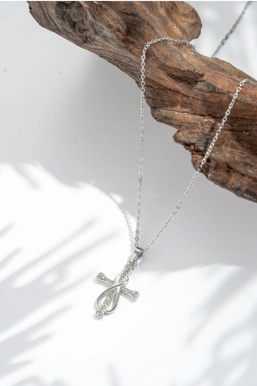 Collier croix et infini — spiritualité et élégance unies ( divers colories )