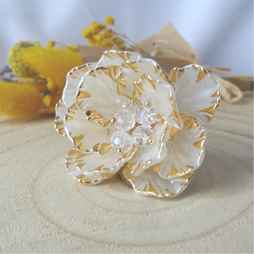Bague Fleur Blanche et Doré