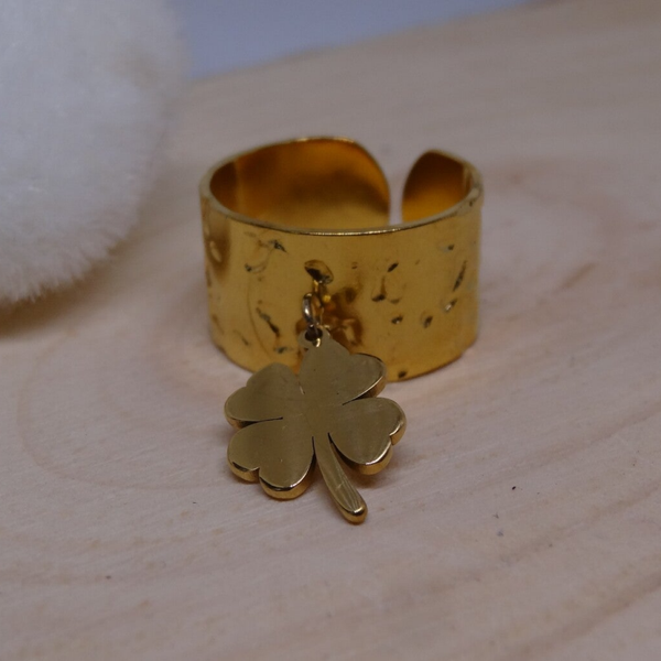 Bague Breloque Trèfle Doré