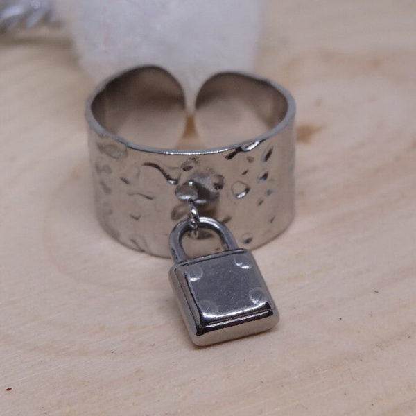 Bague Breloque Cadenas Argenté