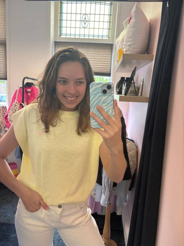 Geel hartjes shirt