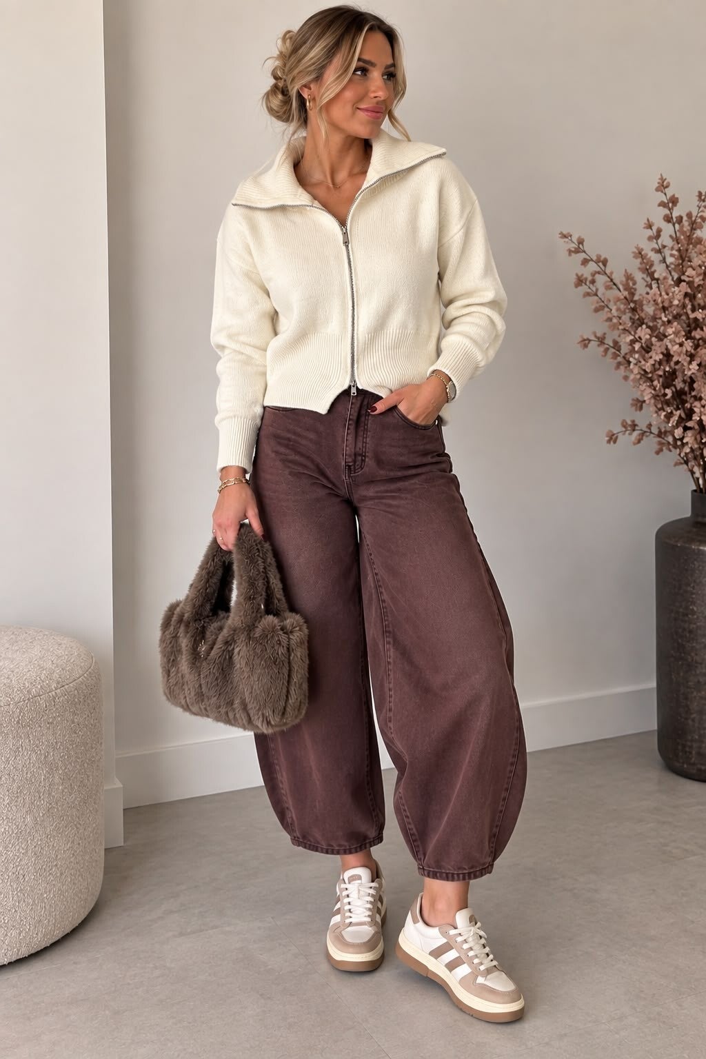 beige vestje
