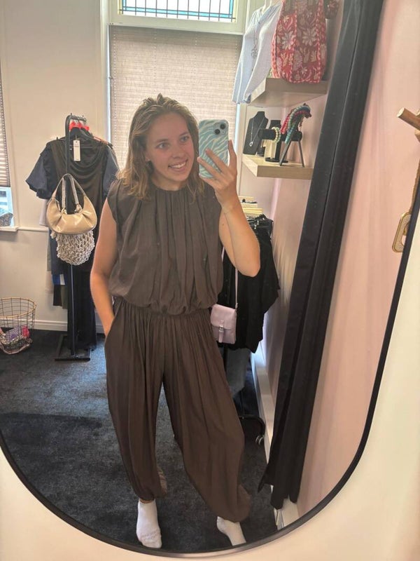 Bruine pak met ballon broek