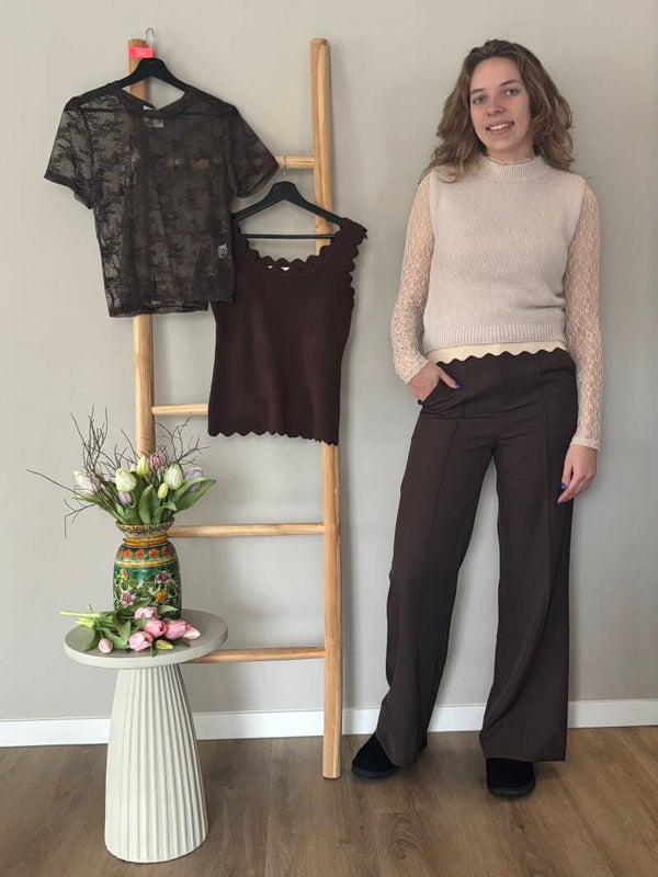 Beige kanten top