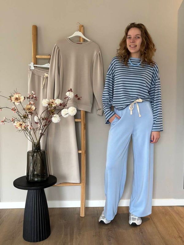 Donkerblauw lichtblauwe longsleeve