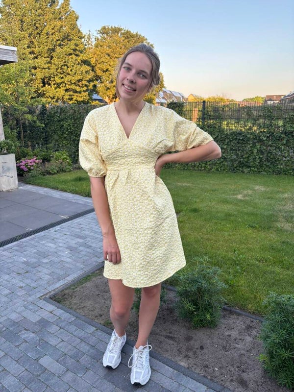 gele bloemenjurk