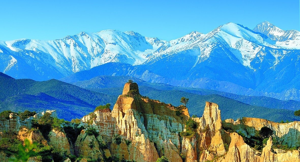 pic du canigou vue de ille-sur-têt