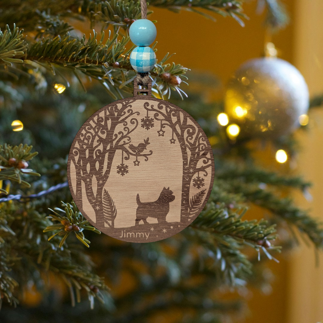 Kerstbal hout gegraveerd  "Cairn terrier"