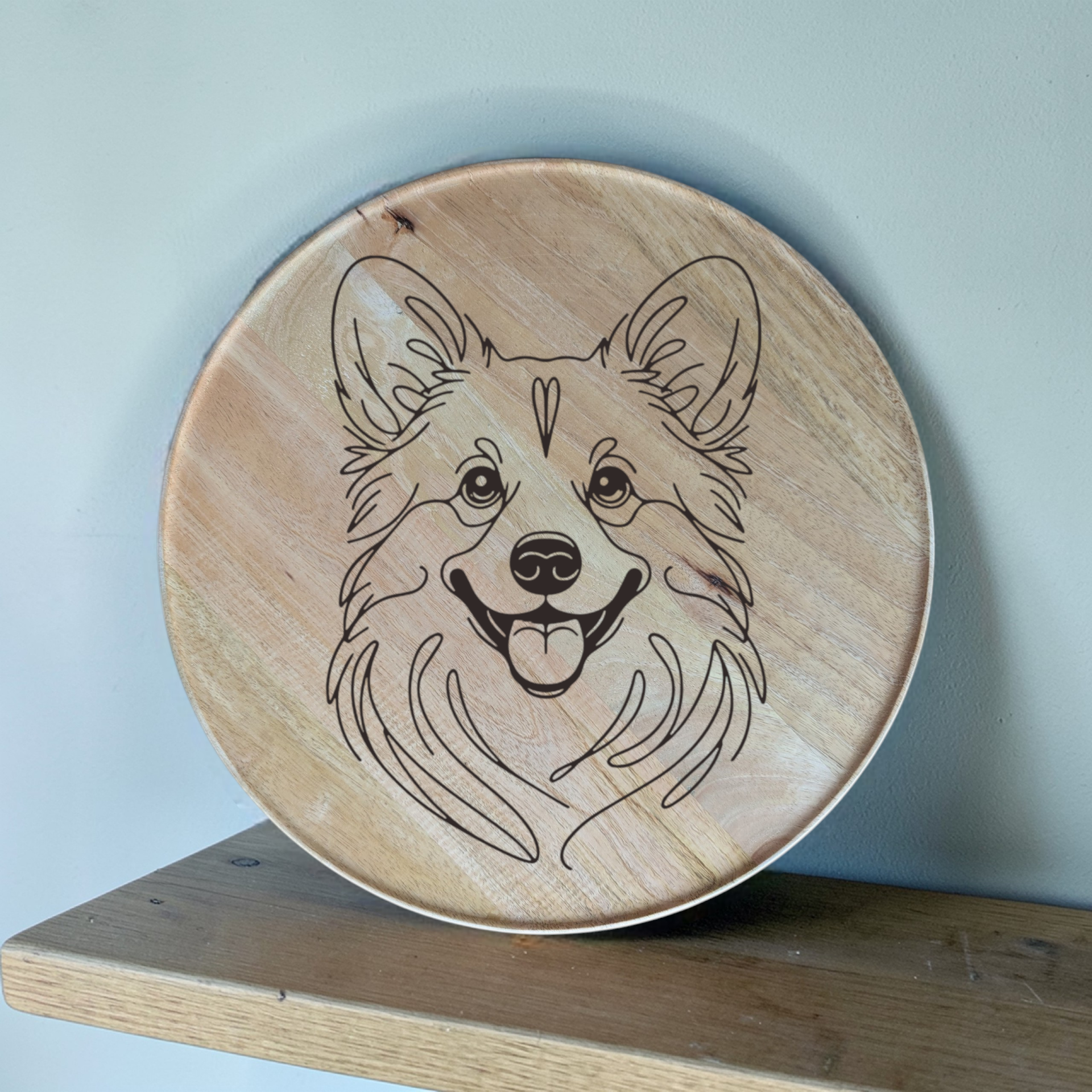 Bord "Corgi"