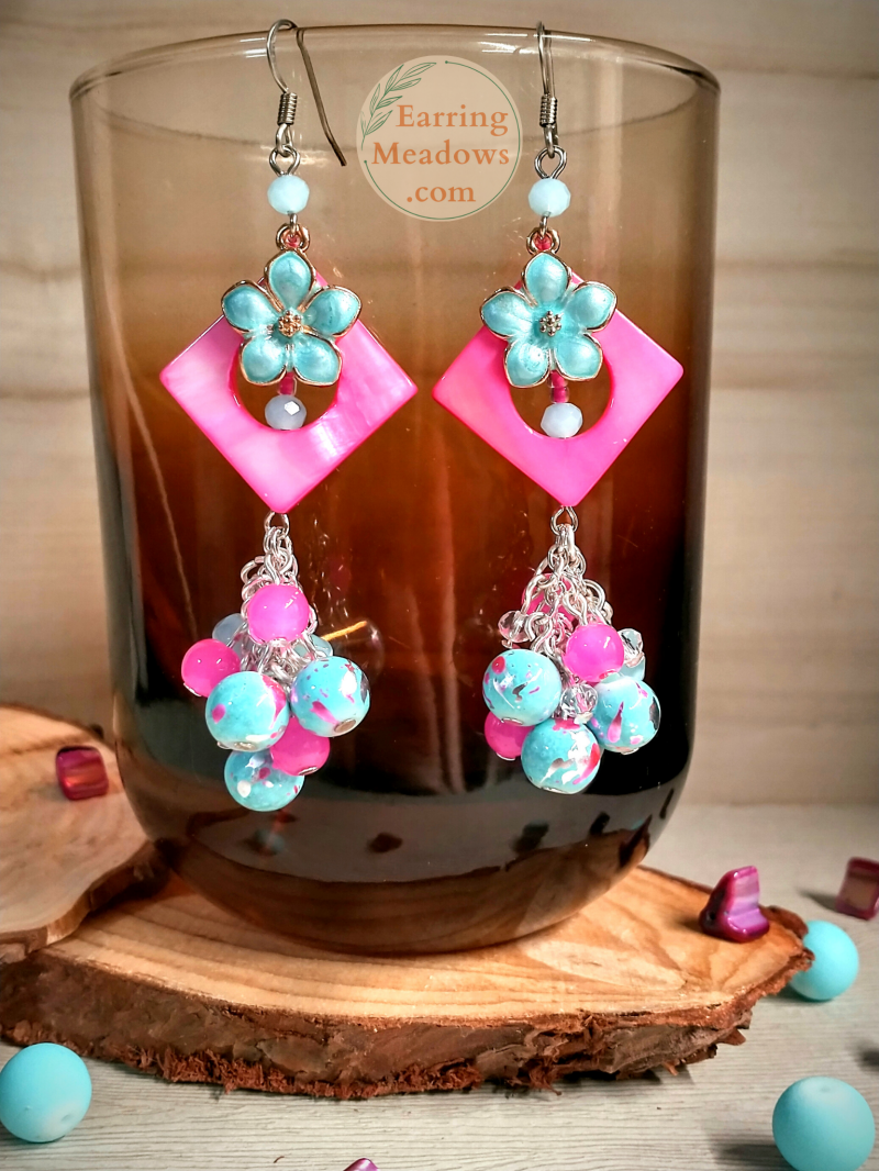 islandblooms-earringmeadows-3.png