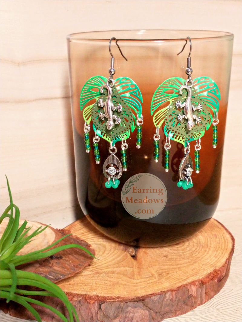rainytails-earringmeadowsartisanearrings.png