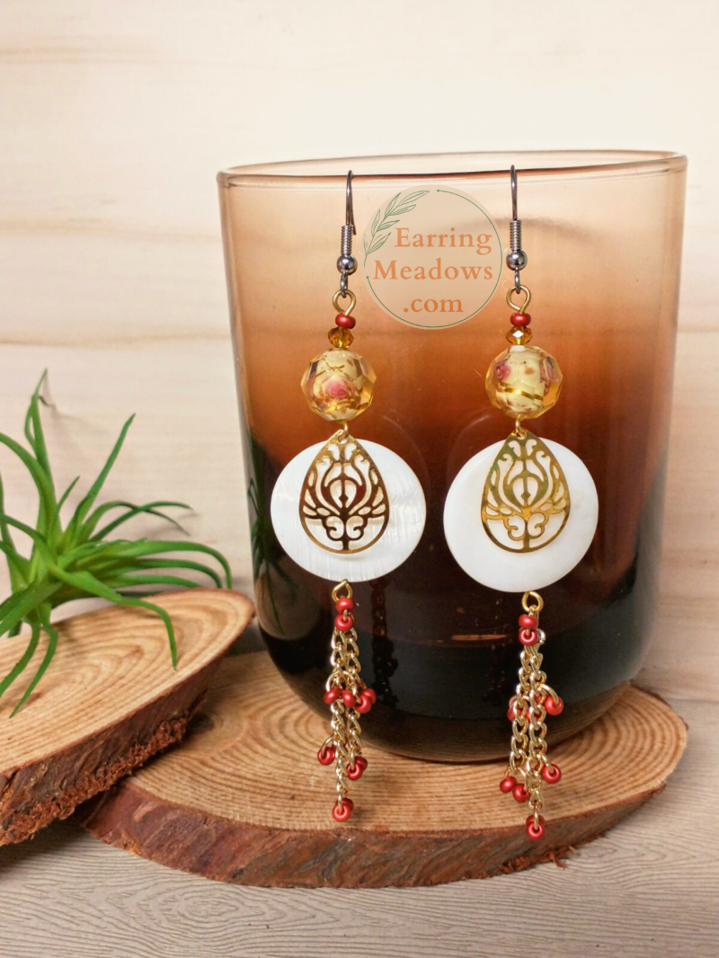 rosebuds-earringmeadows-2.png