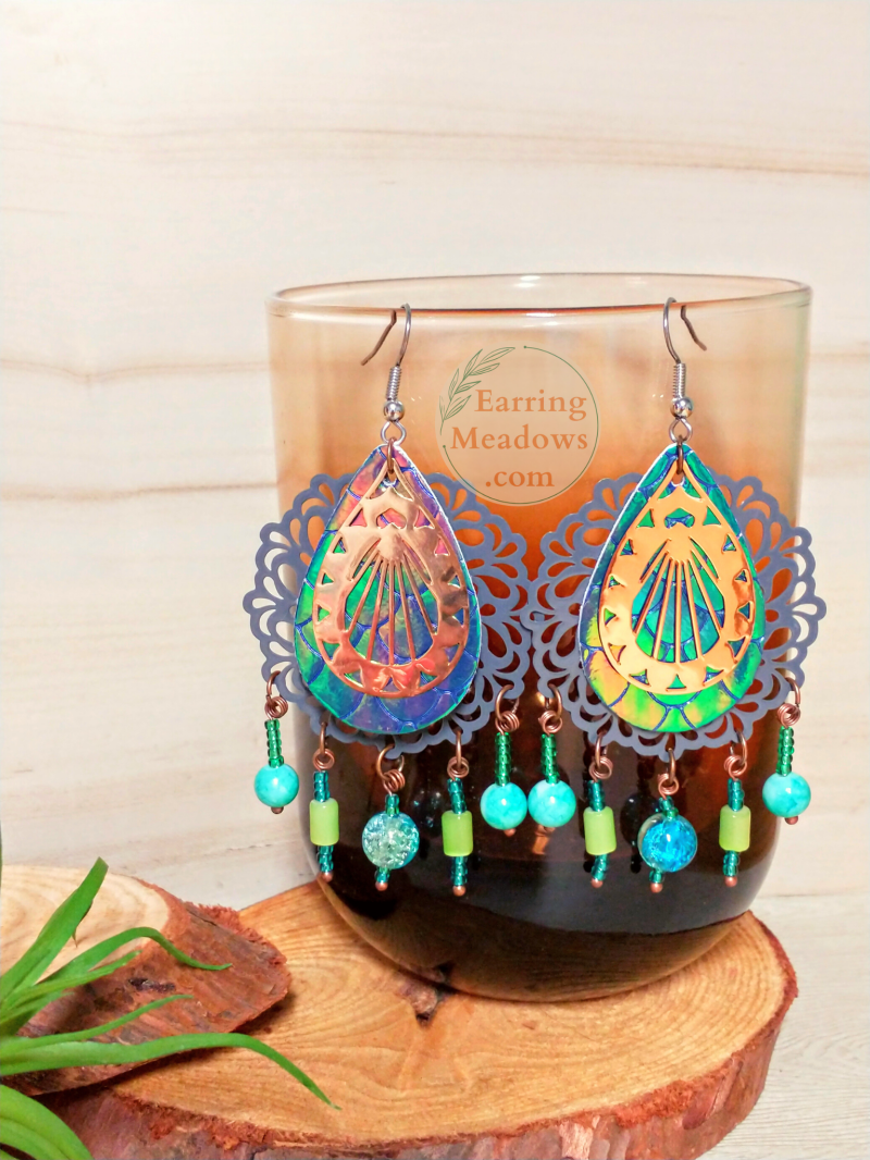 seasidefrills-earringmeadowsartisanearrings-1.png