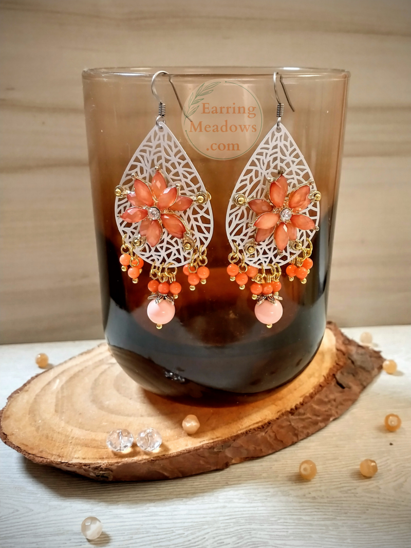 tangerineblooms-earringmeadows-3.png