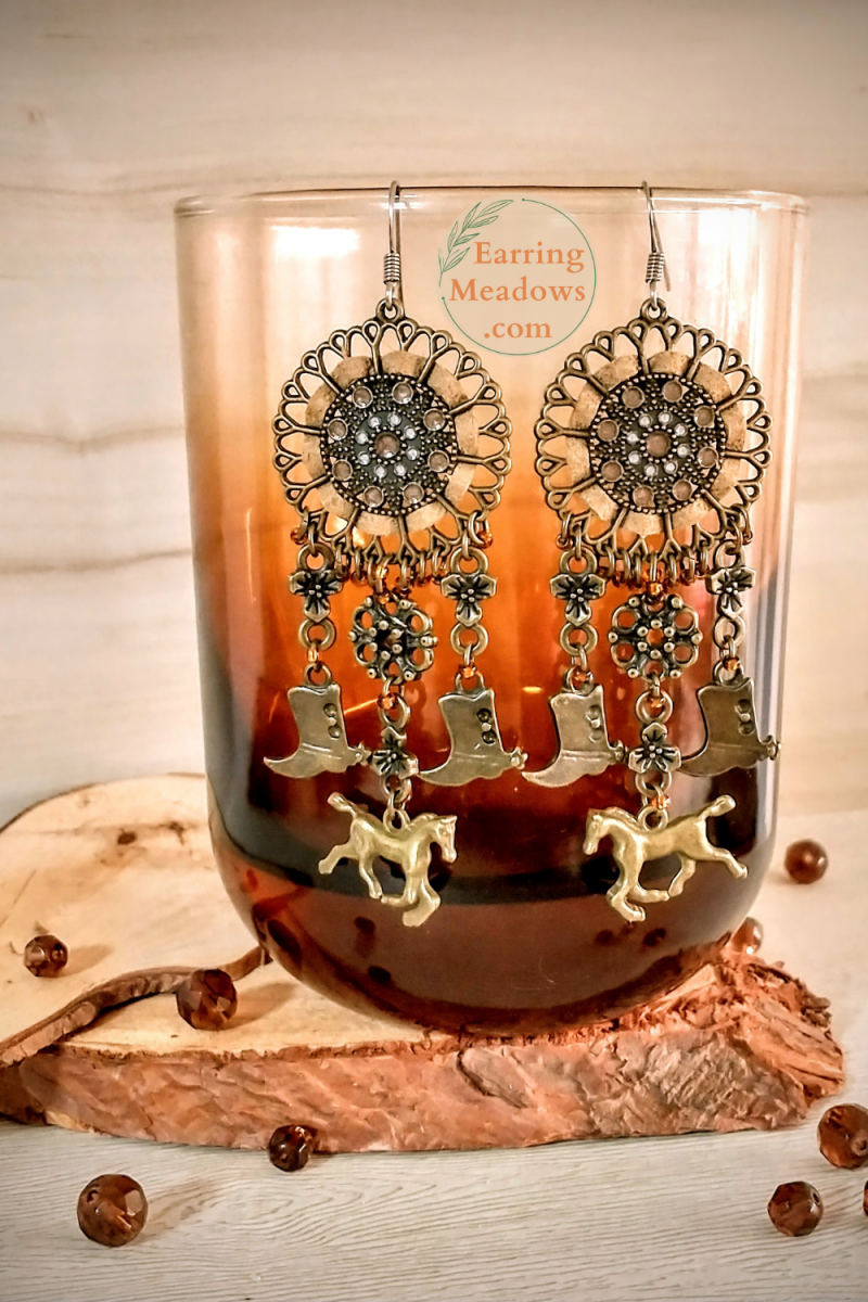 trailride-earringmeadowsartisanearrings-1.png