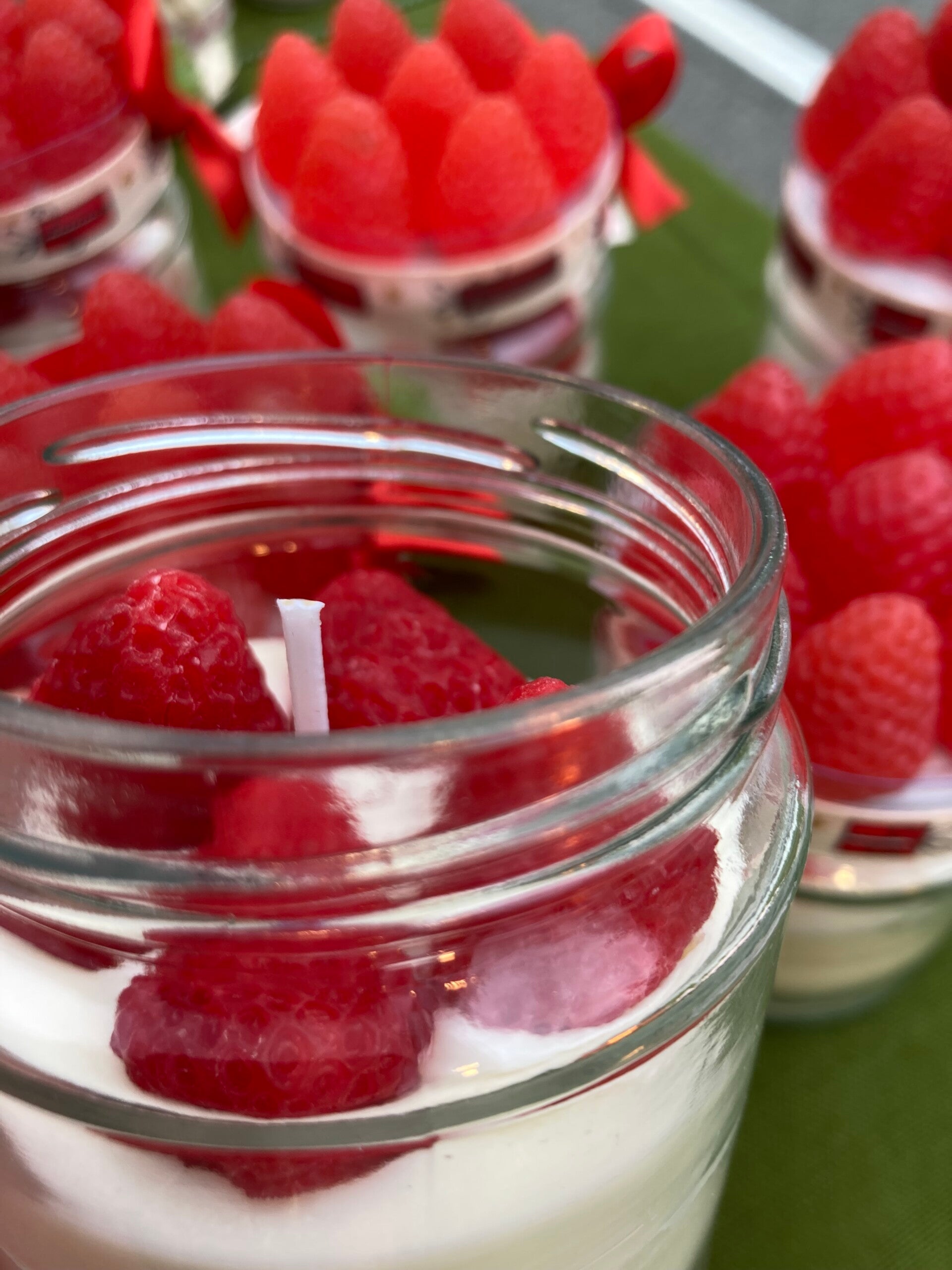 Candela alla fragranza di torta di fragole