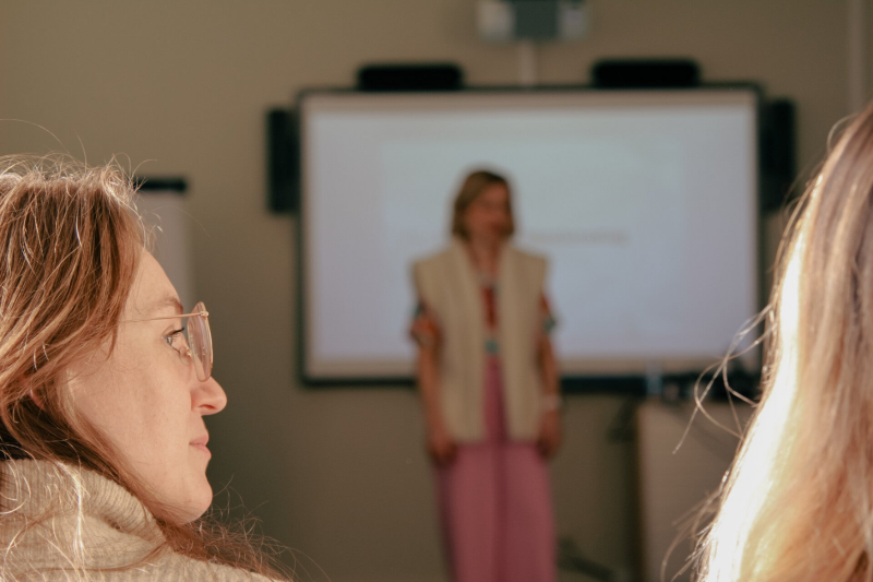 Interactieve workshop rond Verbindend communiceren en beter samenwerken op school