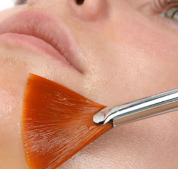 HIGIENE FACIAL CON PEELING MADELICO