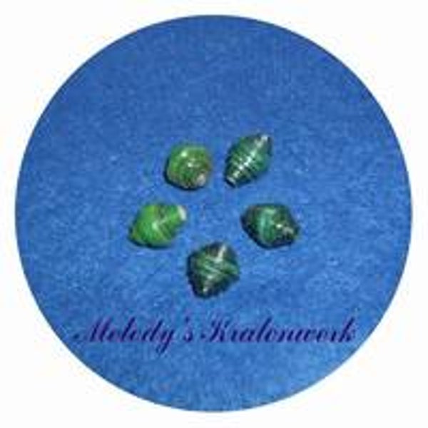 Groene kraal (handgemaakt) - 1 st