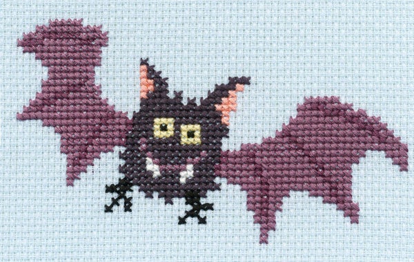 Borduurpakket - Kate Hadfield - Spooky - Bat