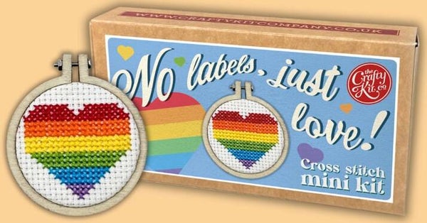 Borduurpakket - Matchbox - No Labels, Just Love!