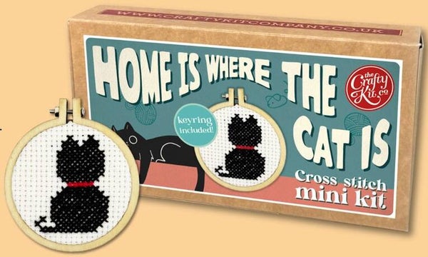 Borduurpakket - Matchbox - Home is Where the Cat is