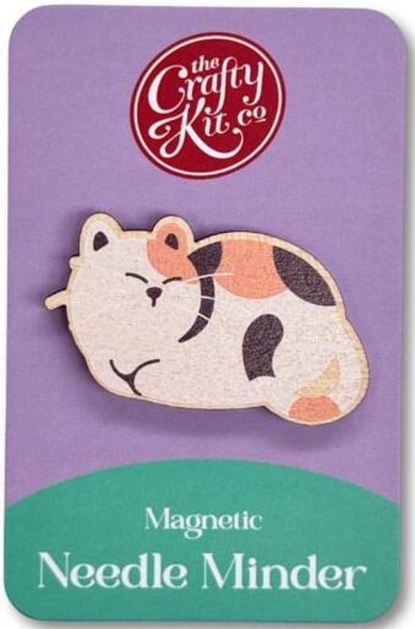 Wooden Needle Minder - Cat - Calico