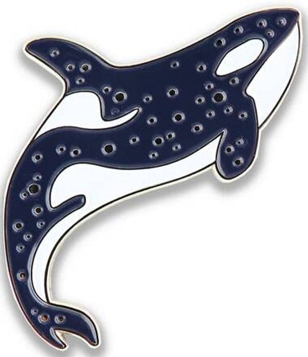 Needle Minder - Splashing Whale