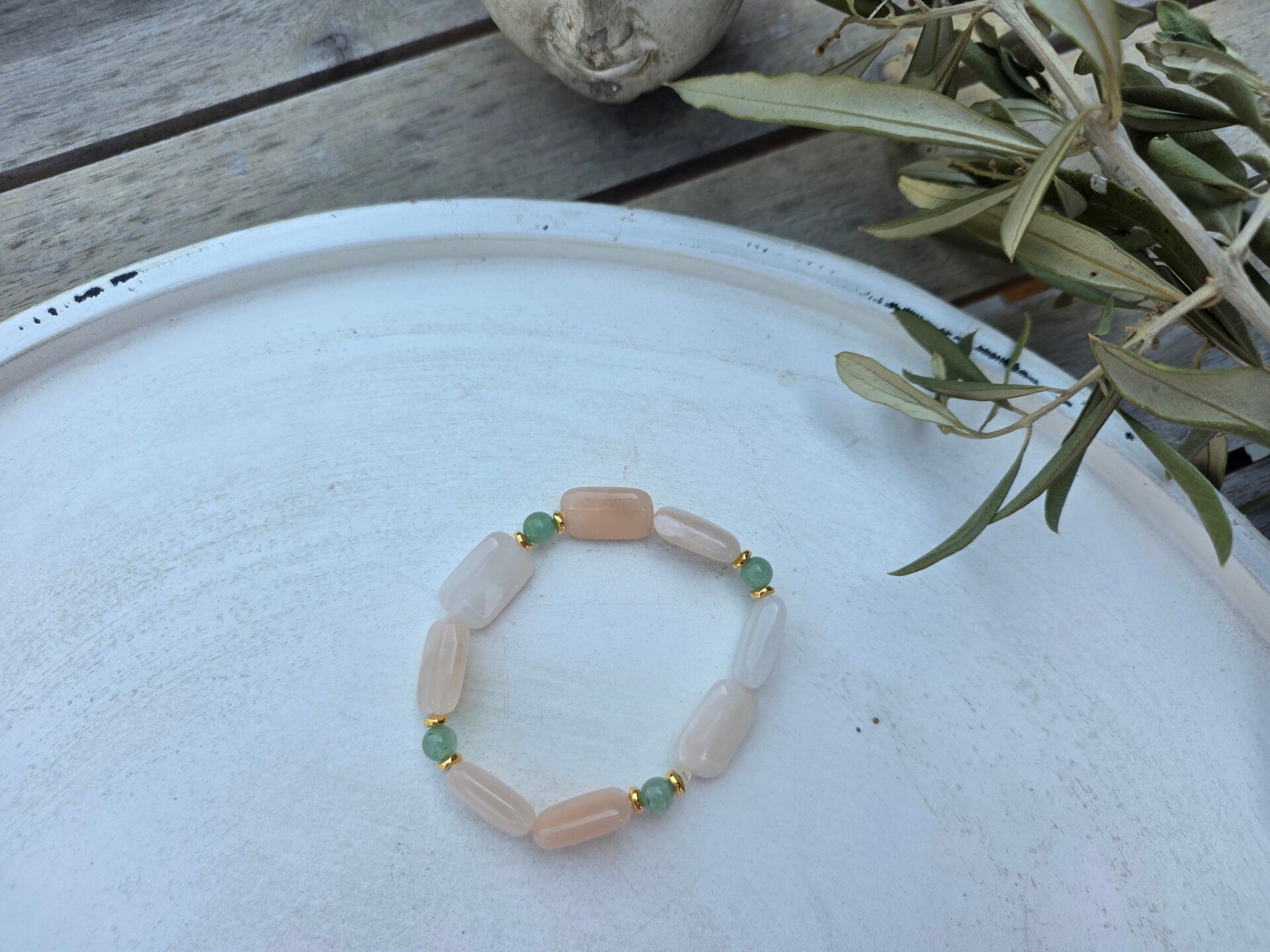 rekbare armband uit roze en groen aventurijn