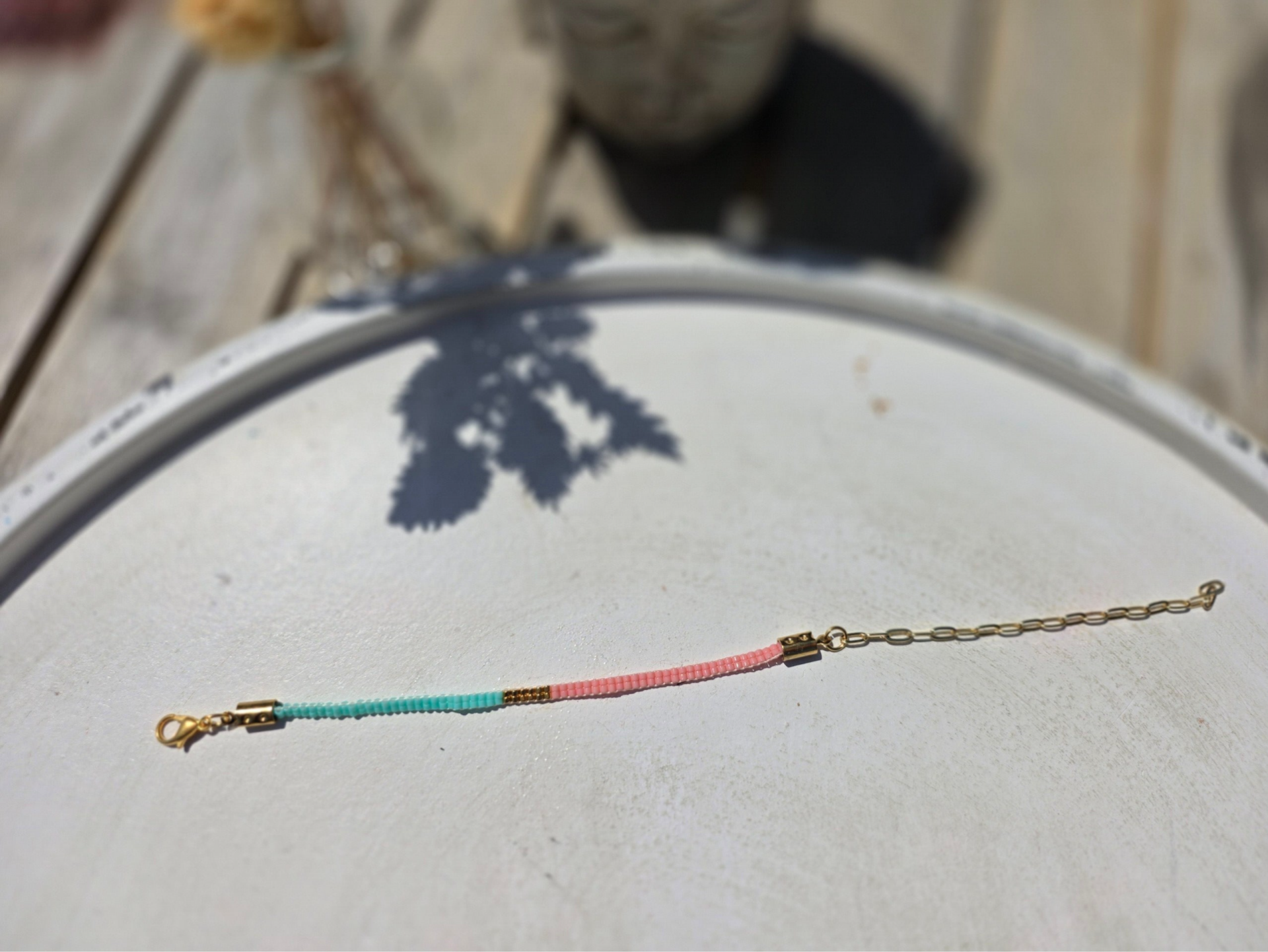 geweven armband met miyukikralen (2 rijen) en gouden verlengketting
