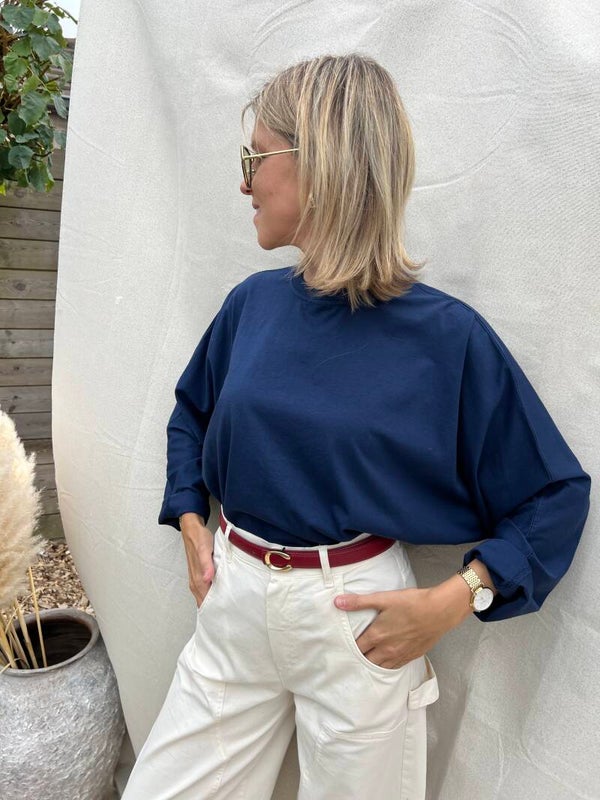 Cecile - Navy Longsleeve