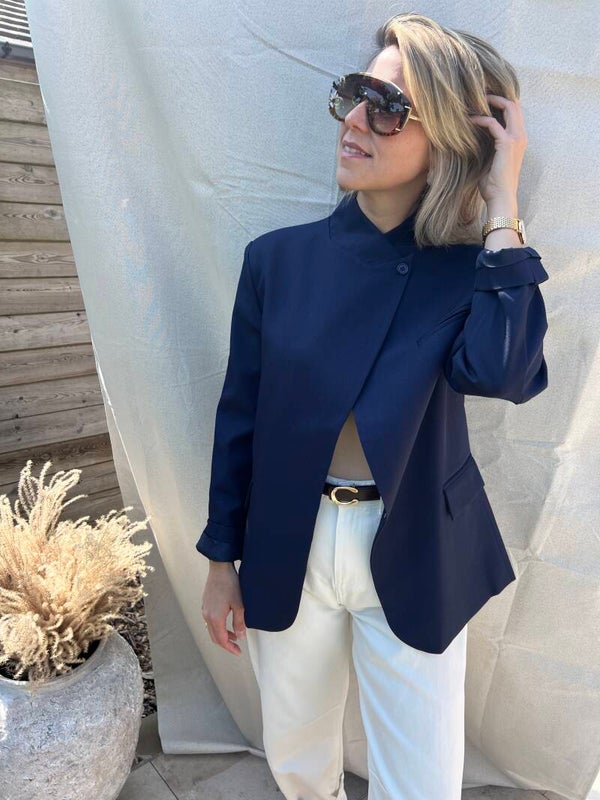 Laurane - Navy Blazer